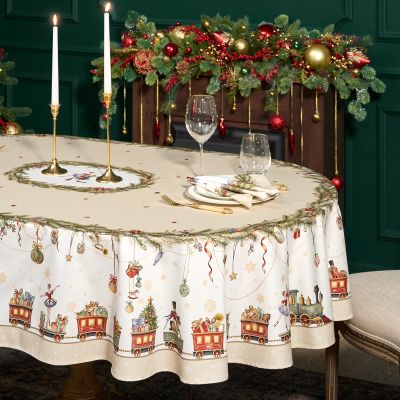 СКАТЕРТЬ  ОВАЛЬНАЯ  