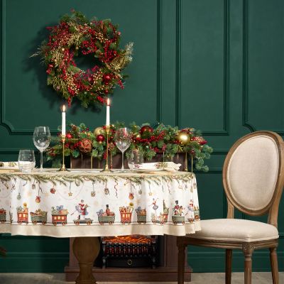 СКАТЕРТЬ  ОВАЛЬНАЯ  