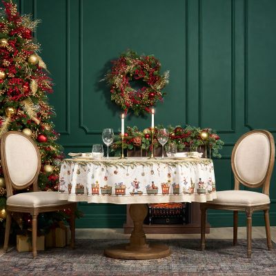 СКАТЕРТЬ  ОВАЛЬНАЯ  