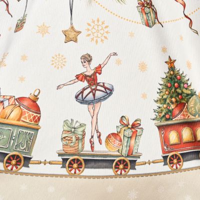 СКАТЕРТЬ  ОВАЛЬНАЯ  