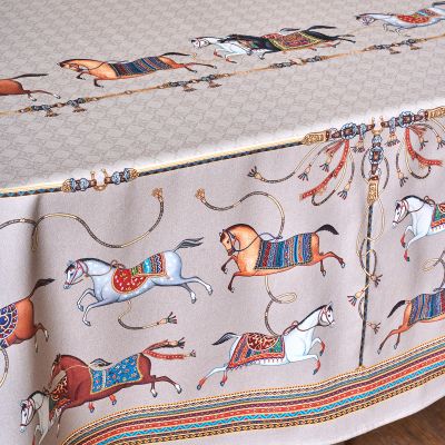 СКАТЕРТЬ ОВАЛЬНАЯ 