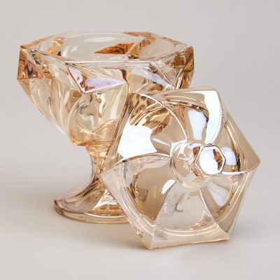 БЛЮДО С КРЫШКОЙ НА НОЖКЕ 