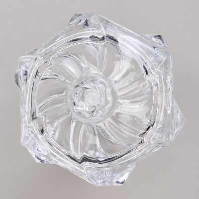 БЛЮДО С КРЫШКОЙ НА НОЖКЕ 