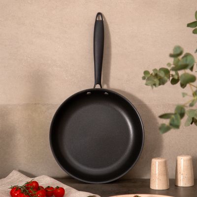 СКОВОРОДА C АНТИПРИГАРНЫМ ПОКРЫТИЕМ 