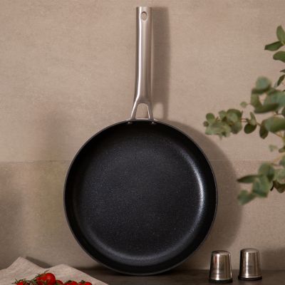 СКОВОРОДА C АНТИПРИГАР. 3Х СЛОЙНЫМ ПОКРЫТ. DAIKIN, СЕРИЯ 