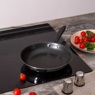 СКОВОРОДА C АНТИПРИГАРНЫМ ПОКРЫТИЕМ 