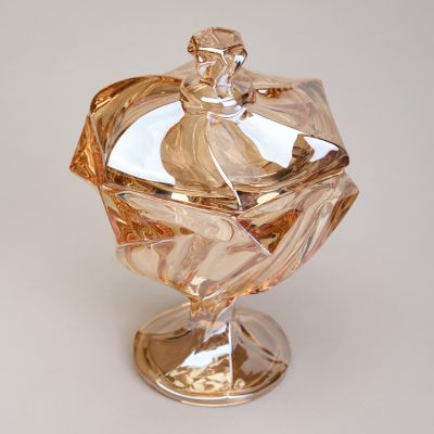 БЛЮДО С КРЫШКОЙ НА НОЖКЕ 