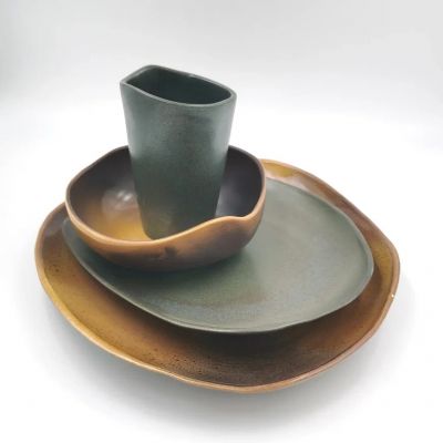 Тарелкас неровным краем 20 см-1