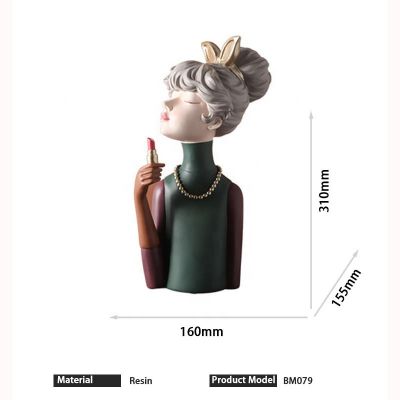 Статуэтка  &quot;Девушка с помадой&quot;-3