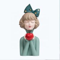 Статуэтка  &quot;Девушка с яблоком&quot;, цвет зеленый