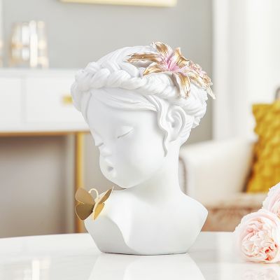 Статуэтка  &quot;Бюст ребенка с бабочкой&quot;-0