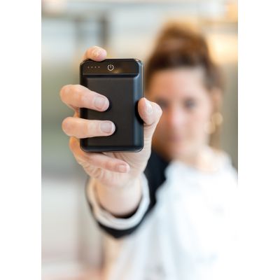 Карманный внешний аккумулятор на 10000 мАч-8