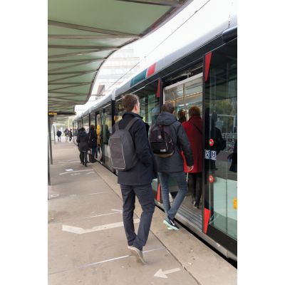 Антикражный рюкзак для ноутбука Swiss Peak из rPET AWARE™, 15,6’’-10