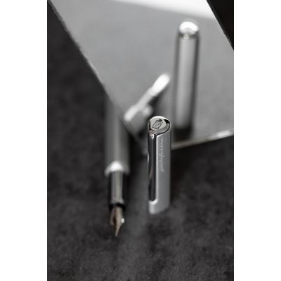 Перьевая ручка PININFARINA PF One SILVER-16