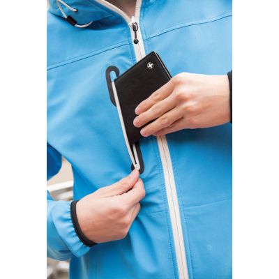 Обложка для паспорта Swiss Peak с защитой от сканирования RFID-7