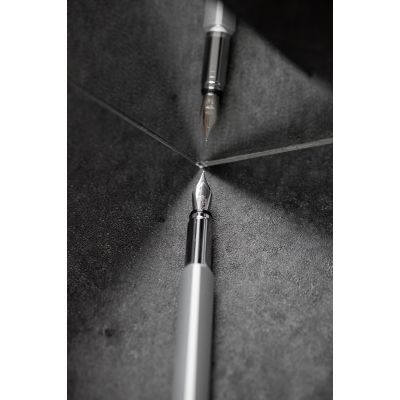 Перьевая ручка PININFARINA PF One SILVER-15