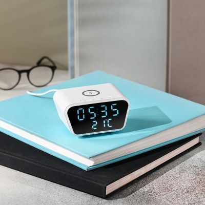 Настольные часы 5в1 с беспроводной зарядкой 15W Tempo-4