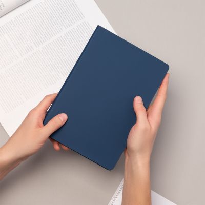 Ежедневник Spark недатированный, синий (с упаковкой, со стикерами)-12