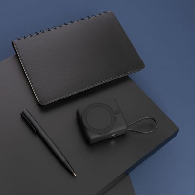 Внешний аккумулятор с подсветкой Ritter PD 10000mAh с функцией беспроводной зарядки 15W, черный-12