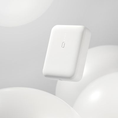 Внешний аккумулятор с функцией быстрой зарядки Формула (Formula) 10000 mAh, белый-14