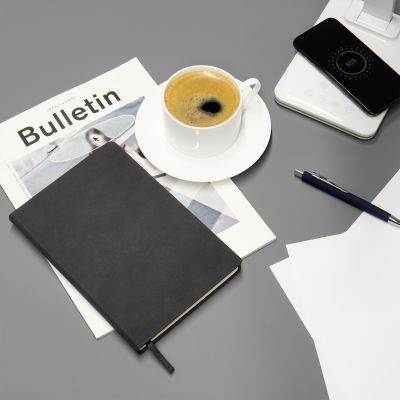 Ежедневник Stella недатированный с магнитом на обложке, черный-13