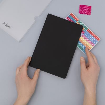 Ежедневник Спарк (Spark) недатированный, черный (с упаковкой, со стикерами)-16