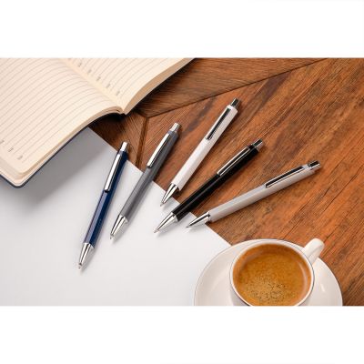 Шариковая ручка Penta, черная-7