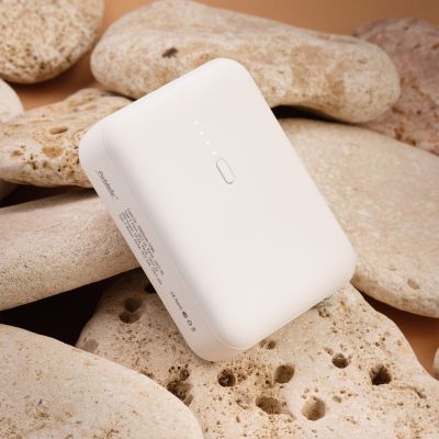 Внешний аккумулятор с функцией быстрой зарядки Формула (Formula) 10000 mAh, белый-12