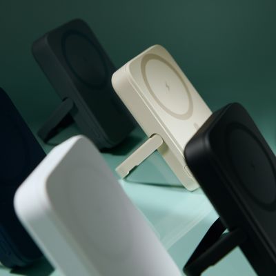 Внешний аккумулятор Union PD 10000mAh с функцией беспроводной зарядки 15W, бежевый-13