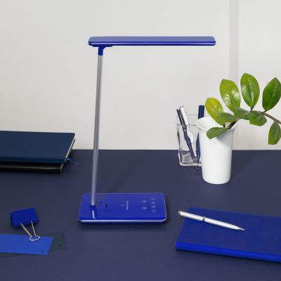 Настольная лампа c беспроводной зарядкой Lumos Ultramarine, синяя-5
