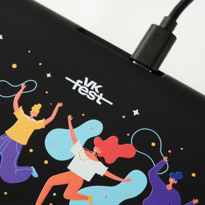 Зарядная станция с часами 15W Flame, черная-4