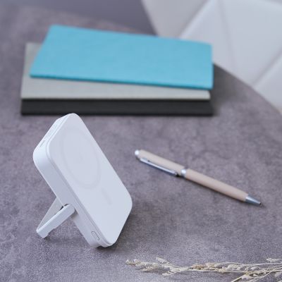 Внешний аккумулятор Юнион PD (Union PD) 10000mAh с функцией беспроводной зарядки 15W, белый-15