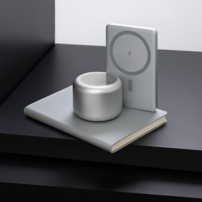 Внешний аккумулятор Atlantis PD 5000mAh с функцией беспроводной зарядки 15W, серебряный-9