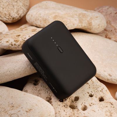 Внешний аккумулятор с функцией быстрой зарядки Формула (Formula) 10000 mAh, черный-13