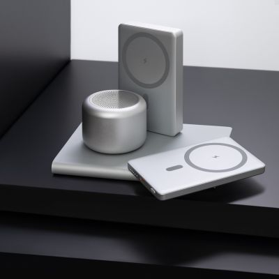 Внешний аккумулятор Atlantis PD Plus 10000mAh с функцией беспроводной зарядки 15W, серебряный-9