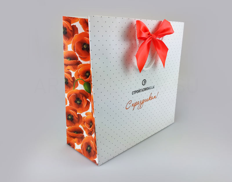 цветы в подарок. 10 подарков на 8. 10 подарков на 8. подарок скидка 10%. маленькие подарочки.