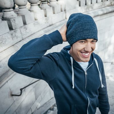 Шапка вязаная SHINE светоотражающая из материала rPET/рециклированного полиэстера, черный-4