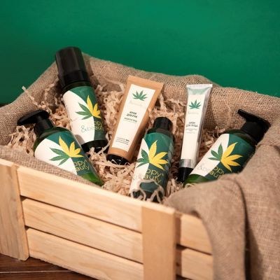 Пенка для умывания Hydrop с маслом конопли и зелёным чаем, 150 мл, зеленый-3