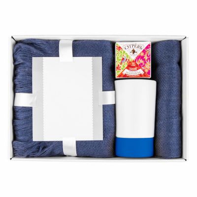Подарочный набор WARM JOURNEY: коробка, плед, кружка, чай по-алтайски, белый, синий-1