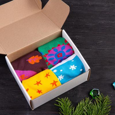 Подарочный набор 4SEASONS', 4 пары тематических носков, белый-3