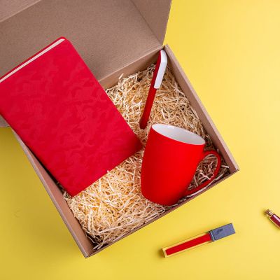 Набор подарочный RUBY BABE: бизнес-блокнот, ручка, кружка, коробка, стружка, красный-2