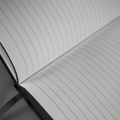 Ежедневник недатированный Solas, формат А5, с магнитом черный, кремовый блок в линейку-4