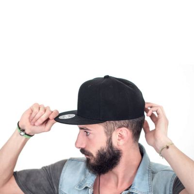 Бейсболка SNAP BACK, 6 клиньев, пластиковая застежка, черный, красный-2