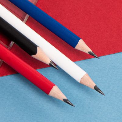 Карандаш чернографитный трехгранный TRINITY, черный-5