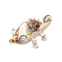 Скульптура Хамелеон в подарочной деревянной коробке