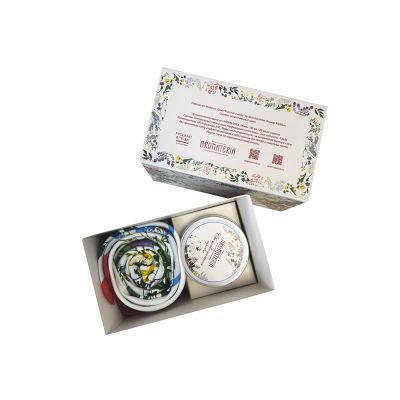 Набор: платок Русский полевой букет и свеча Цветы и травы-0