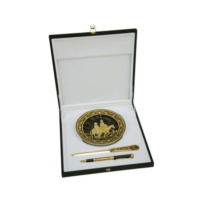 Набор: тарелочка для визитных карточек, нож для бумаги и шариковая ручка Дон Кихот и Санчо Панса-0