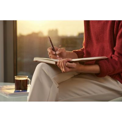 Шариковая ручка Parker IM Monochrome Brown, стержень:M, цвет чернил: blue, в подарочной упаковке.-4