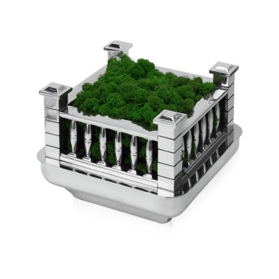 Кашпо металлическое со мхом-0